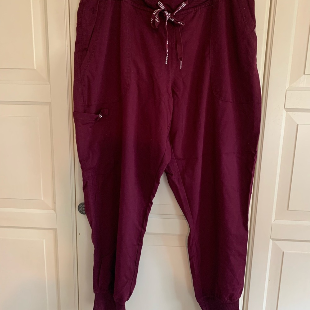 Women’s Burgundy Scrub Pants size PL